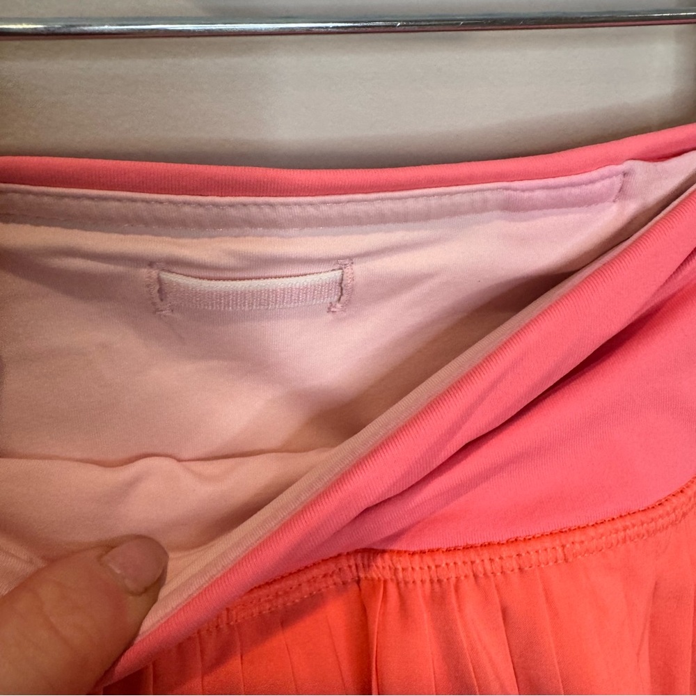 Lululemon Pleat to Street Tennis Skirt/Skort Grapefruit Size 8 - Picture 8 of 8